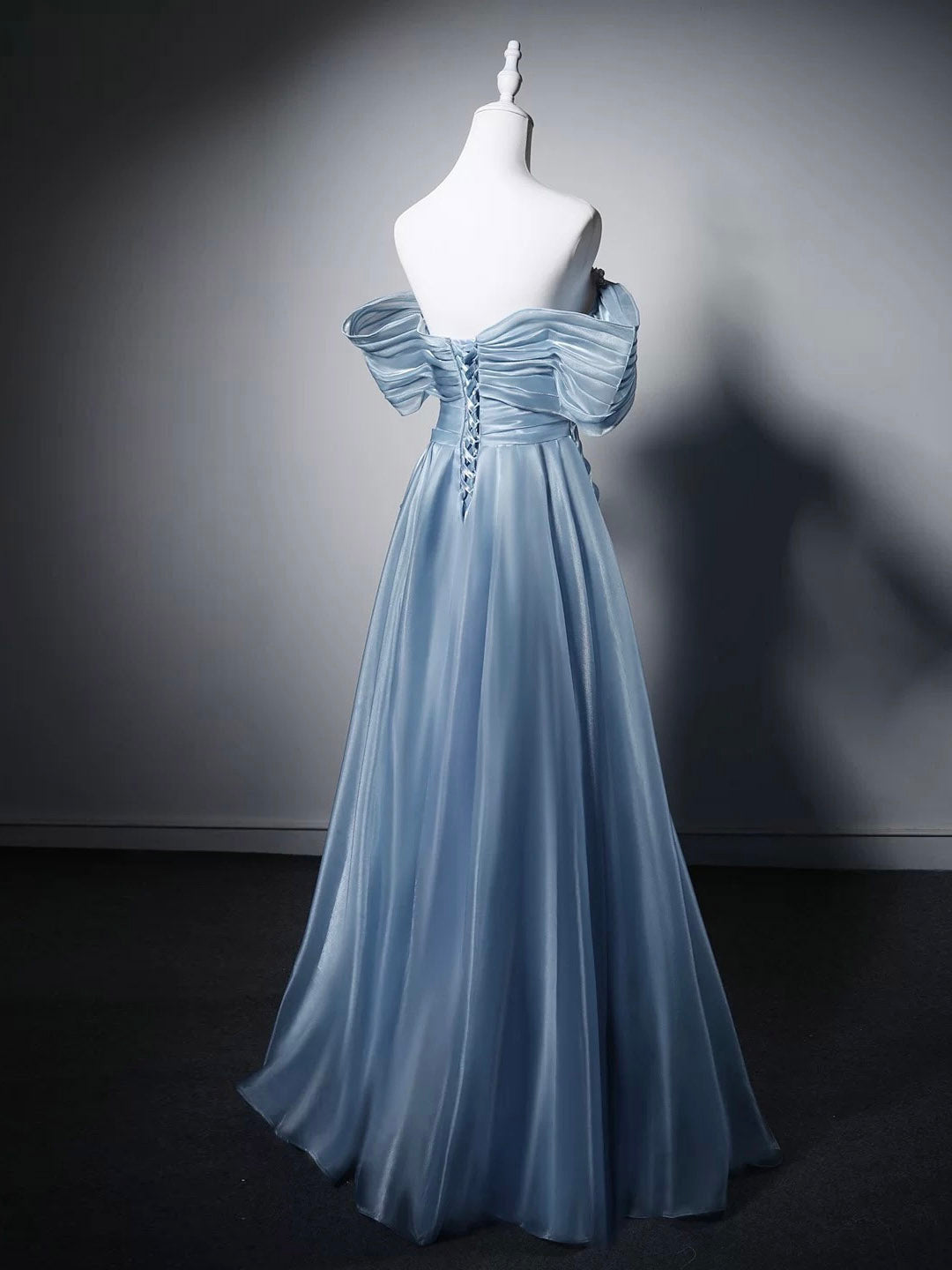 A-Line Sweetheart Neck Organza Floor Length Blue Prom Dress with Beads