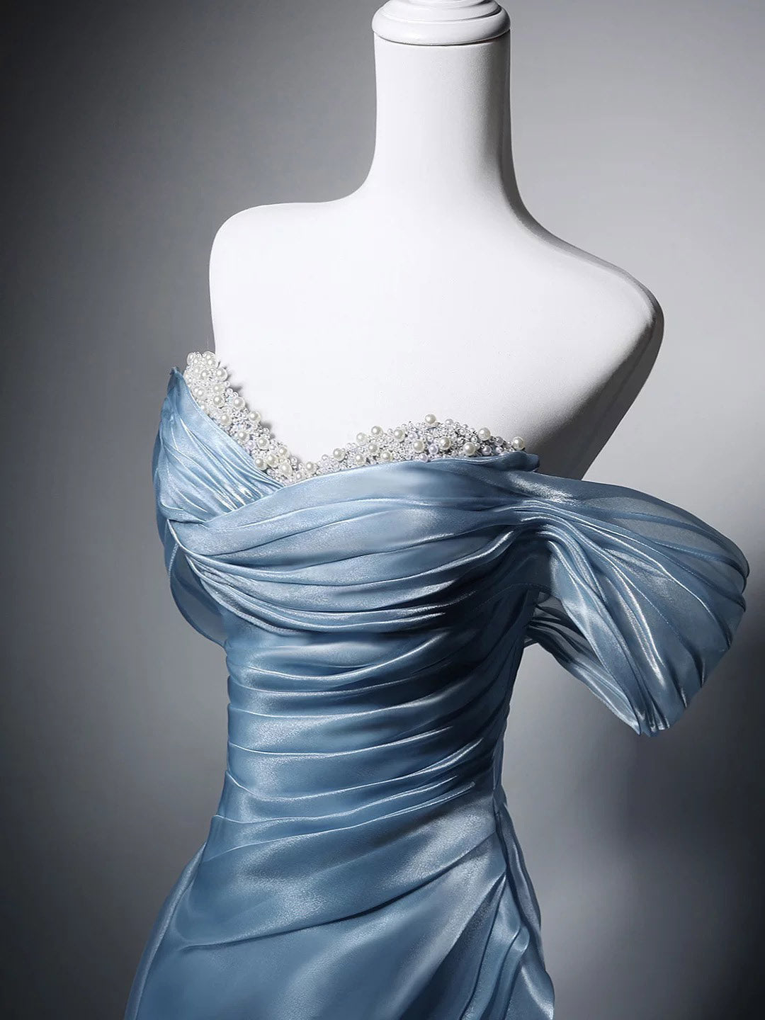 A-Line Sweetheart Neck Organza Floor Length Blue Prom Dress with Beads