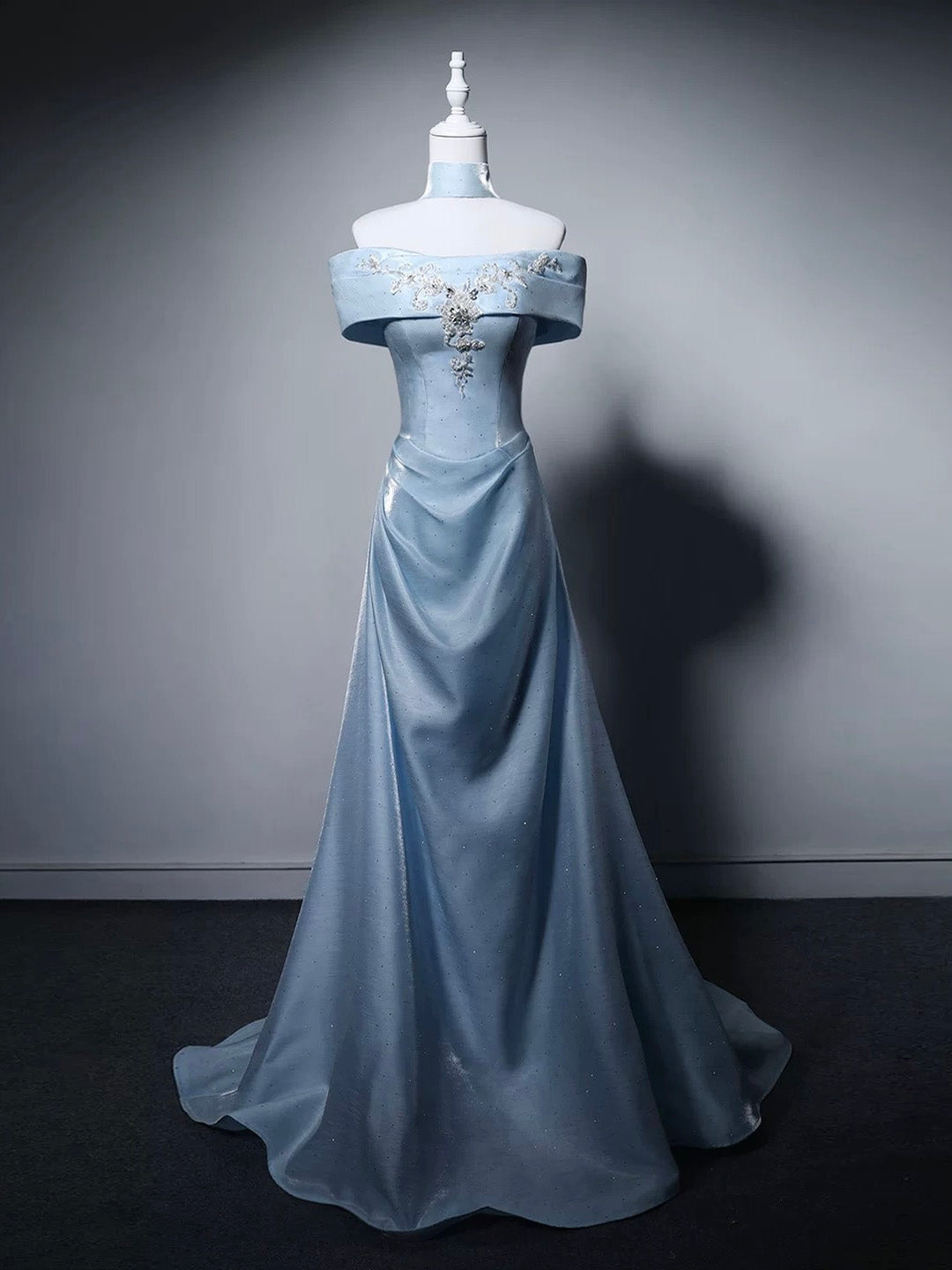 A-Line Off Shoulder Sweep Train Blue Prom Dress with Lace Applique