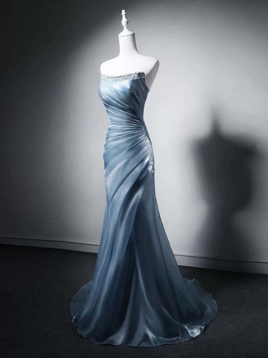 Mermaid Sweetheart Neck Sweep Train Blue Prom Dress with Beads