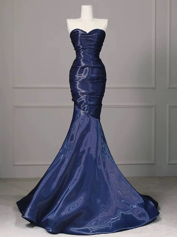 Mermaid Sweetheart Neck Water Satin Dark Blue Long Prom Dress