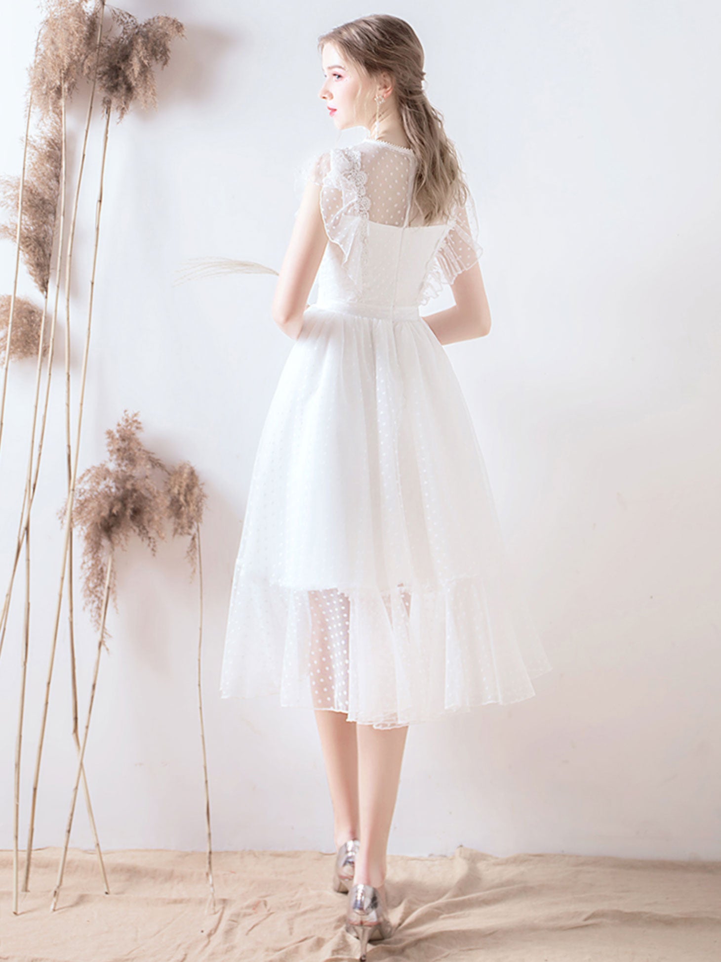 White tulle bridesmaid outlet dresses