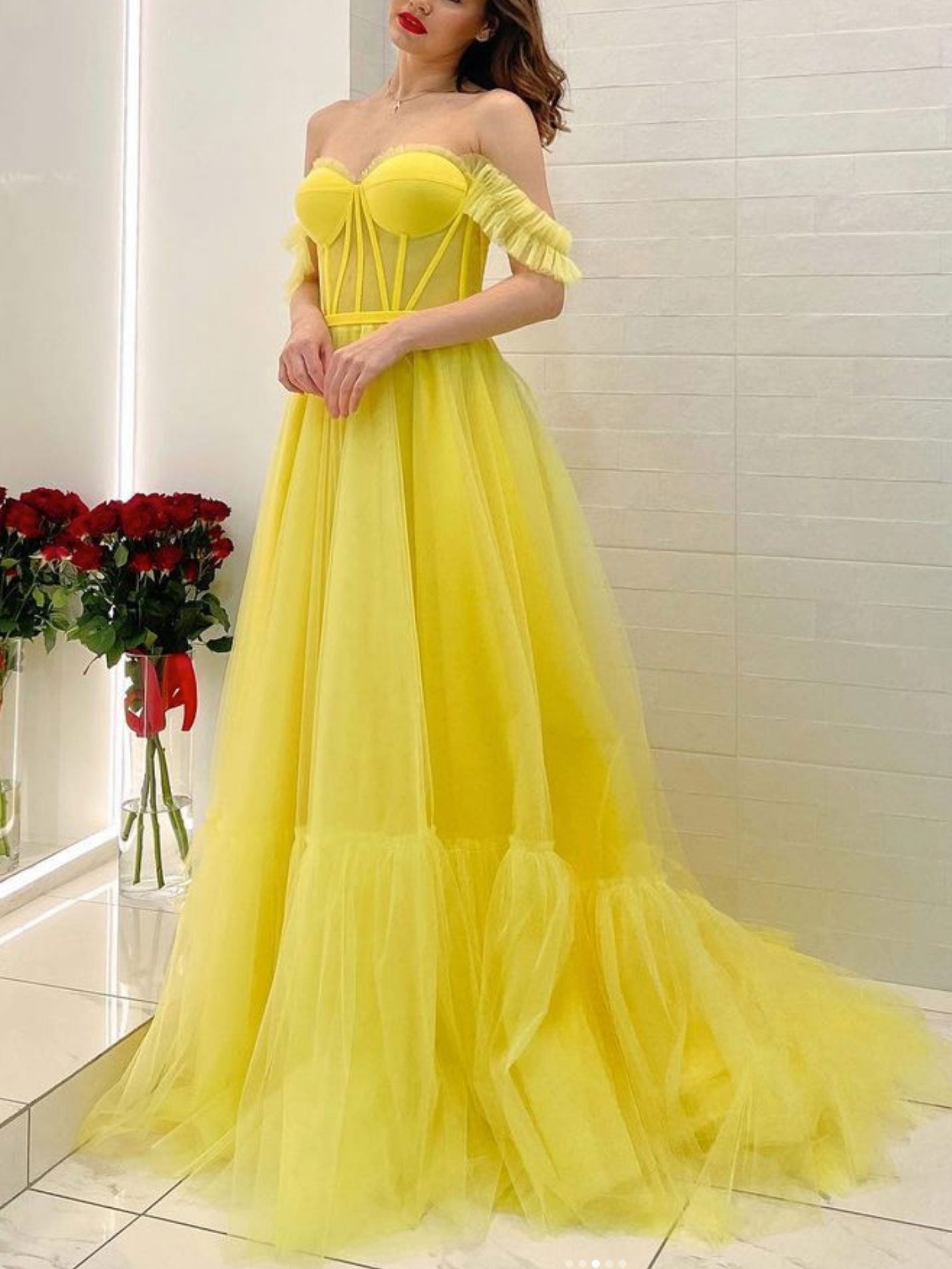 Yellow best sale tulle dress