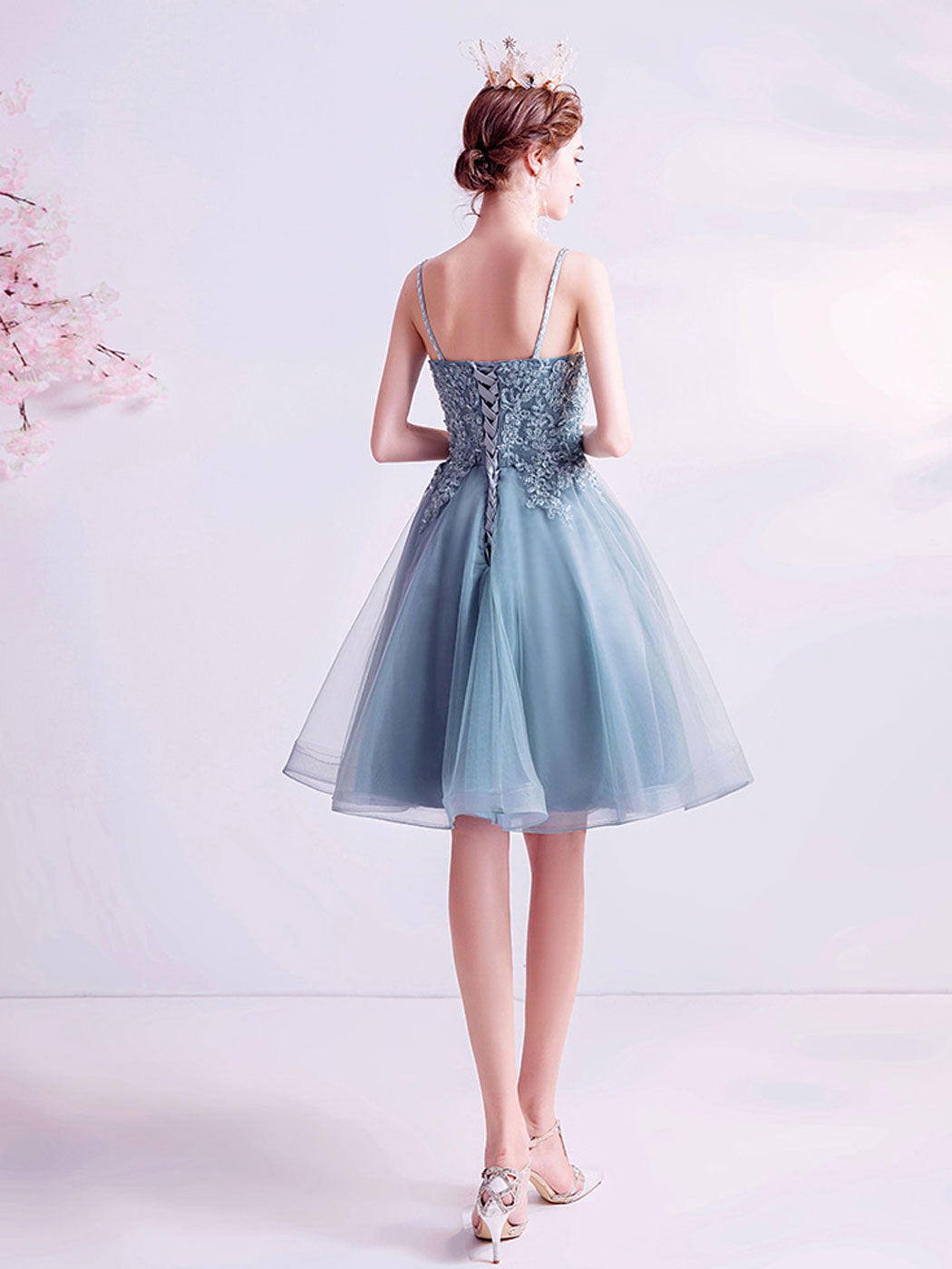 Gray blue Short Prom Dresses, V Neck Blue Lace Homecoming Dresses With Beading Sequin