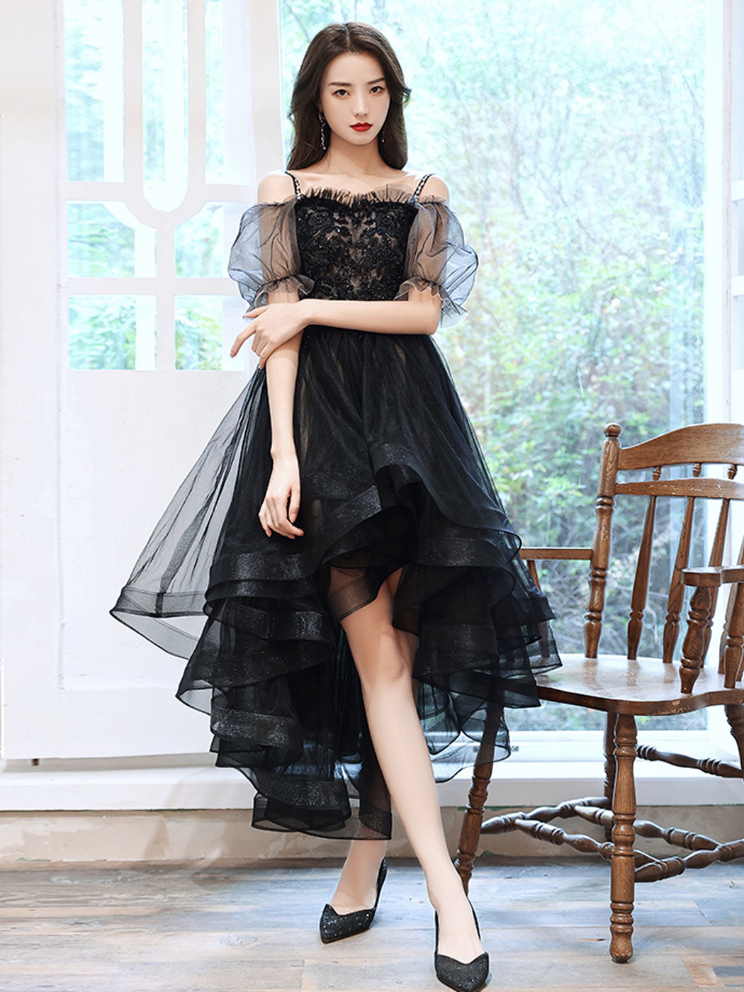 Black lace hot sale homecoming dress